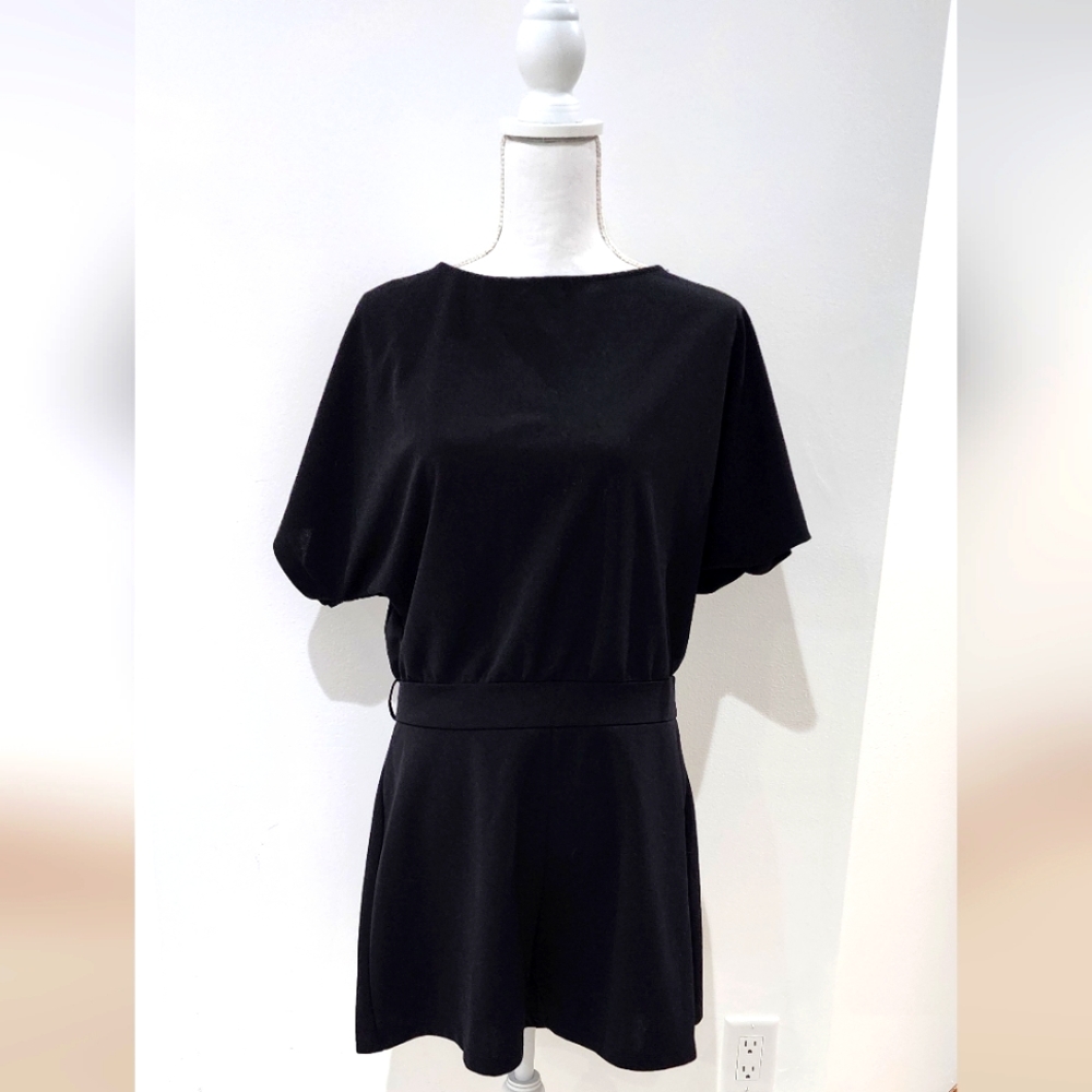 Black short sleeve shorts romper